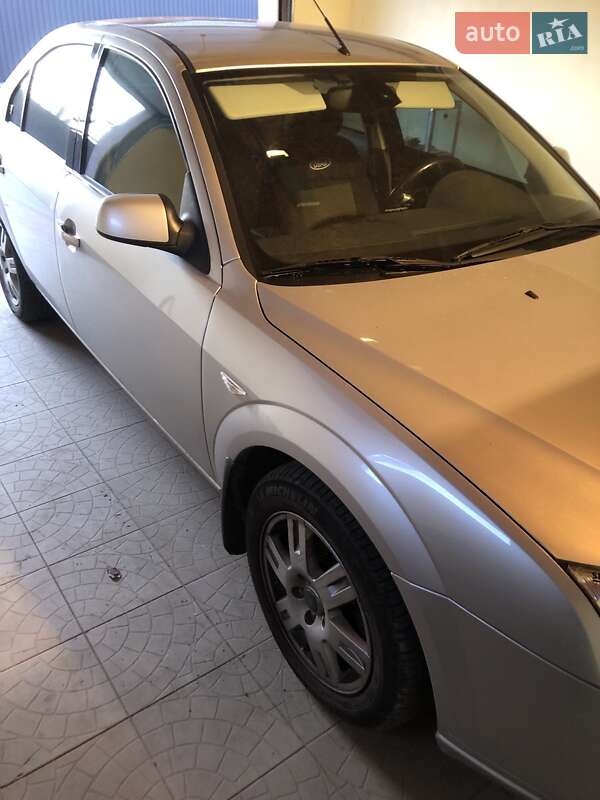 Седан Ford Mondeo 2006 в Козине