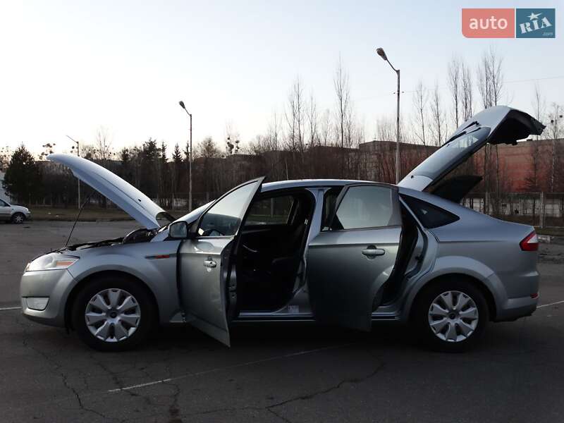 Лифтбек Ford Mondeo 2008 в Бердичеве