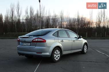 Лифтбек Ford Mondeo 2008 в 