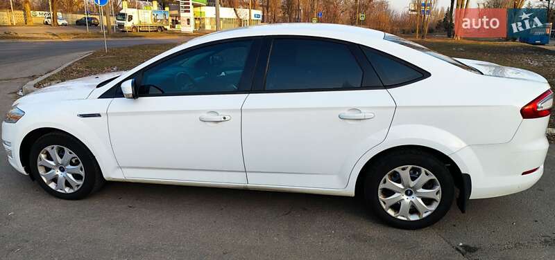 Седан Ford Mondeo 2012 в Киеве