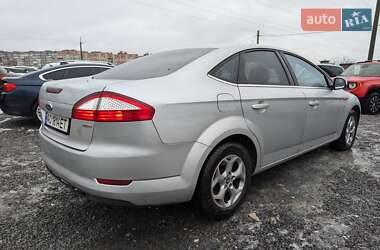 Лифтбек Ford Mondeo 2010 в Ровно