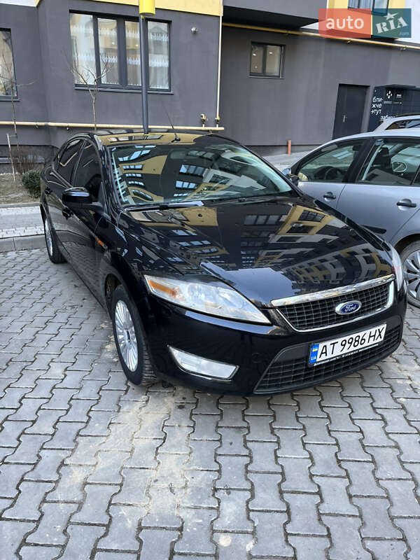 Лифтбек Ford Mondeo 2008 в 
