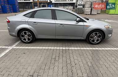 Лифтбек Ford Mondeo 2008 в 