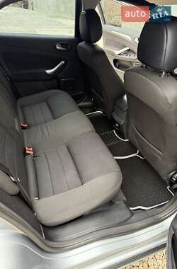 Лифтбек Ford Mondeo 2008 в 