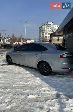 Седан Ford Mondeo 2012 в Києві