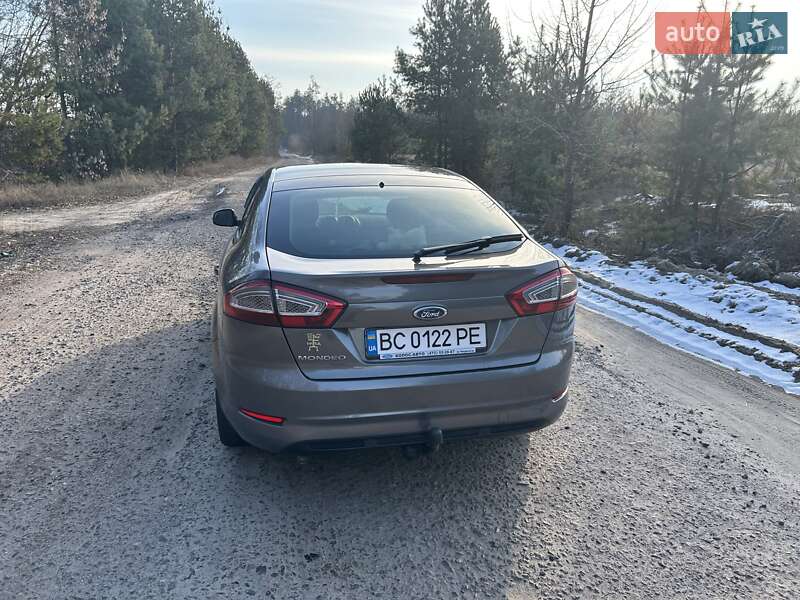 Лифтбек Ford Mondeo 2013 в Черкассах