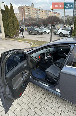 Седан Ford Mondeo 2010 в 