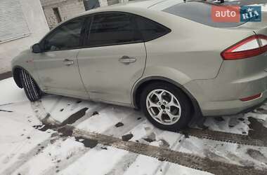 Лифтбек Ford Mondeo 2008 в 