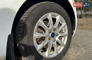 Лифтбек Ford Mondeo 2014 в 