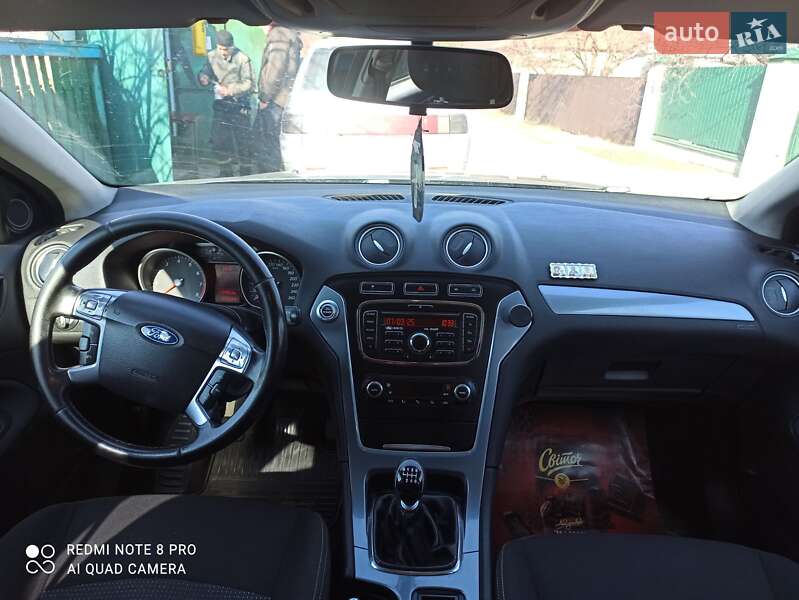 Седан Ford Mondeo 2011 в Переяславі