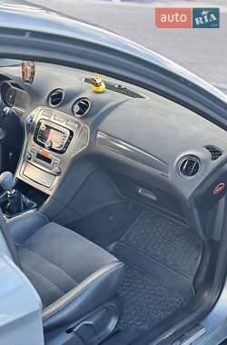 Лифтбек Ford Mondeo 2007 в 