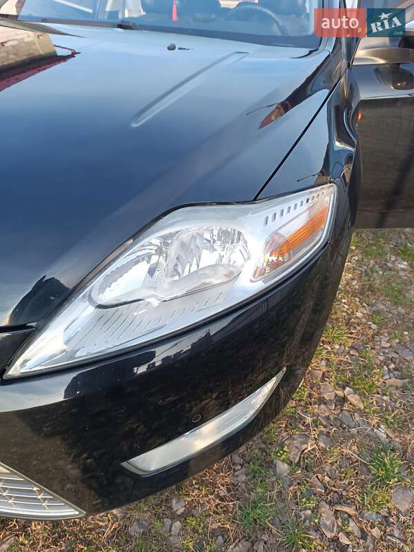 Универсал Ford Mondeo 2010 в Берегово
