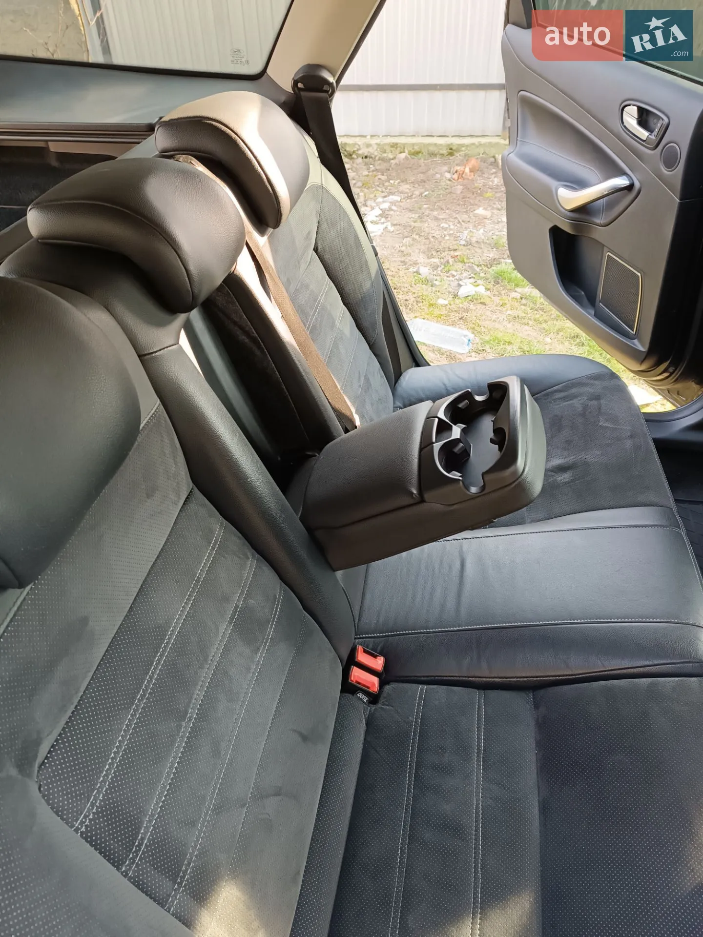 2010 Ford Mondeo - мініатюра 44