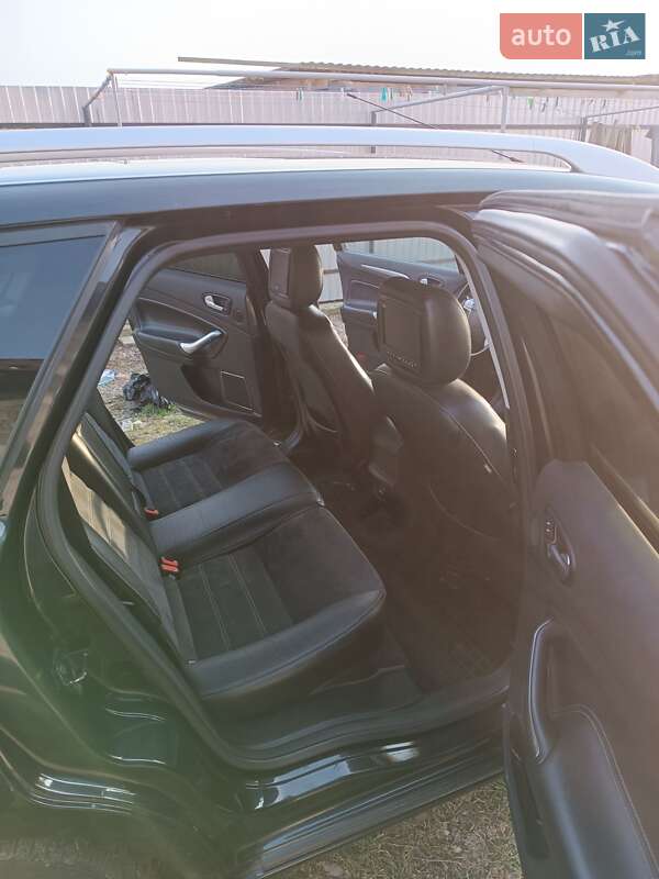 Универсал Ford Mondeo 2010 в Берегово