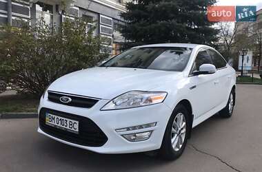 Седан Ford Mondeo 2012 в 
