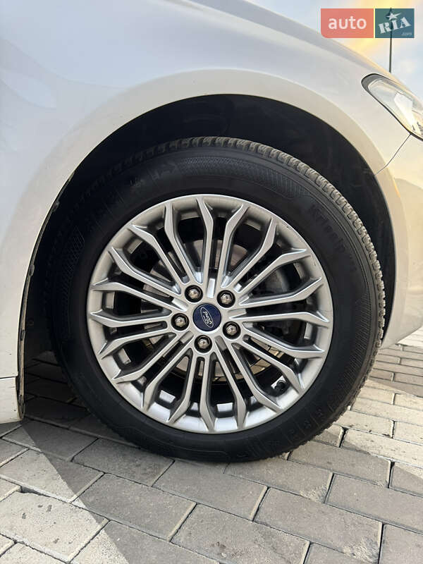 Лифтбек Ford Mondeo 2020 в Ровно