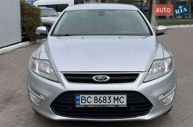 Седан Ford Mondeo 2013 в 