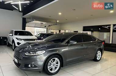 Седан Ford Mondeo 2016 в 