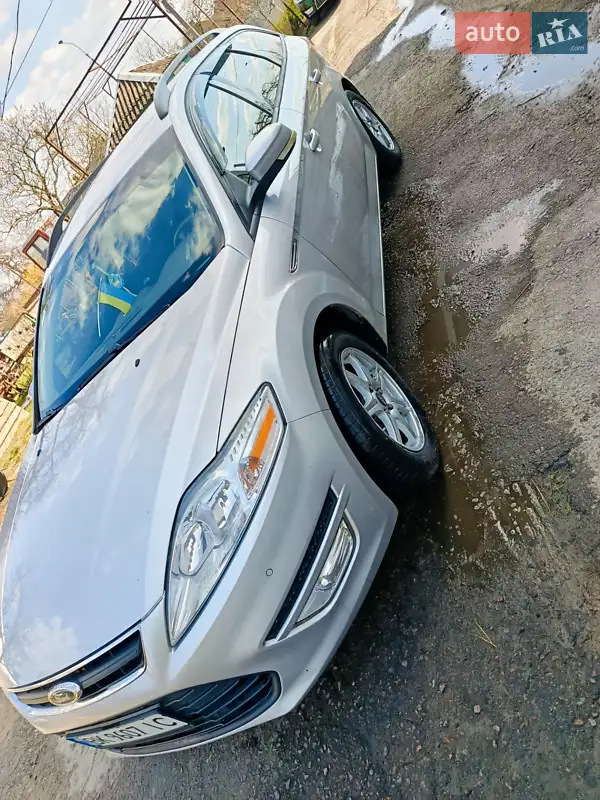 Універсал Ford Mondeo 2011 в 
