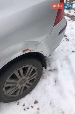 Седан Ford Mondeo 2004 в 
