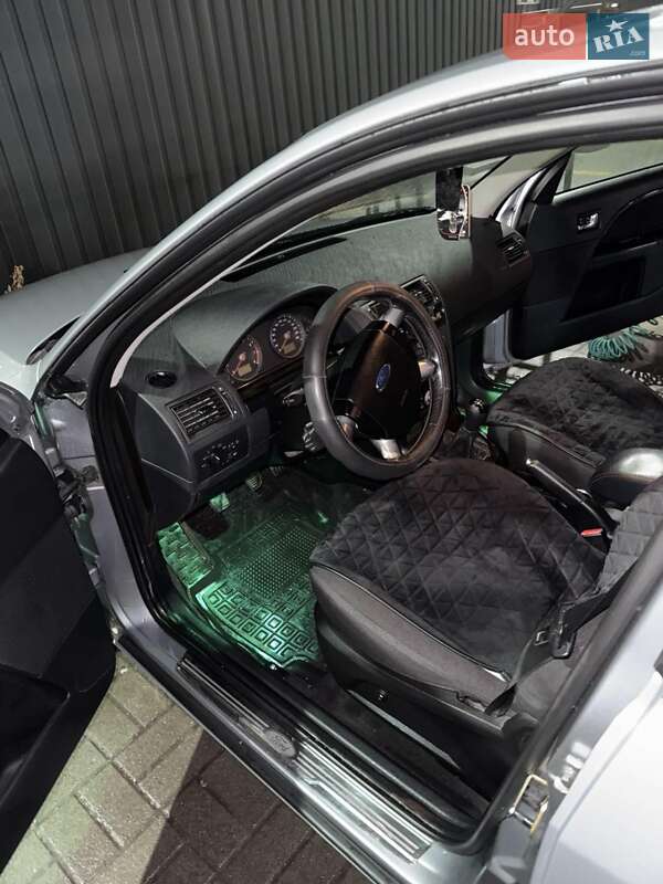 Седан Ford Mondeo 2006 в Конотопе