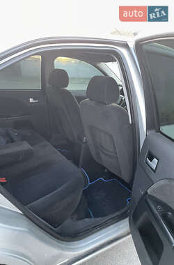 Седан Ford Mondeo 2002 в 