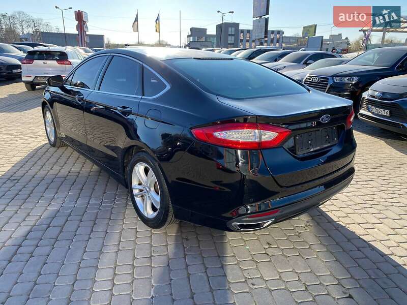 Седан Ford Mondeo 2016 в Львове