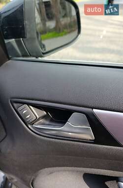 Универсал Ford Mondeo 2011 в 