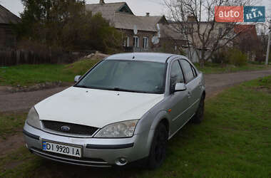 Лифтбек Ford Mondeo 2000 в 