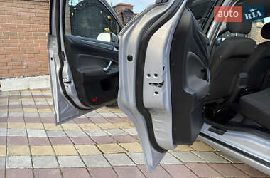 Лифтбек Ford Mondeo 2013 в 