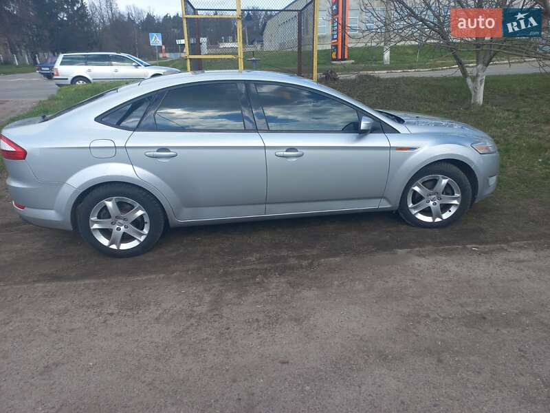 Лифтбек Ford Mondeo 2007 в Тетиеве