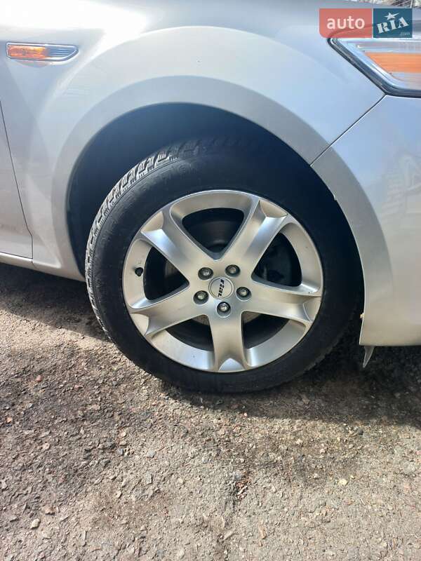 Лифтбек Ford Mondeo 2007 в Тетиеве