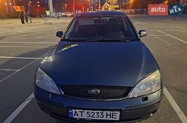 Лифтбек Ford Mondeo 2001 в 