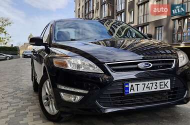 Седан Ford Mondeo 2012 в 