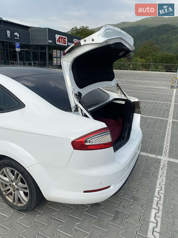 Седан Ford Mondeo 2012 в Рахове фото 8 Седан Ford Mondeo 2012 в Рахове