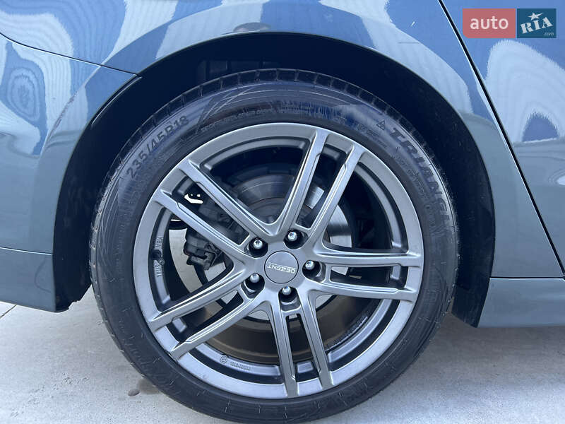 Седан Ford Mondeo 2016 в Одессе