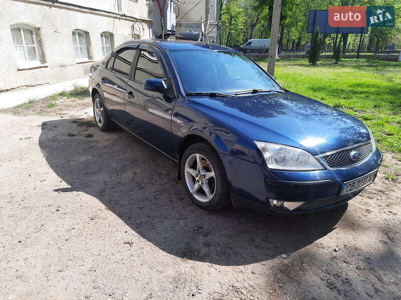 Седан Ford Mondeo 2005 в 