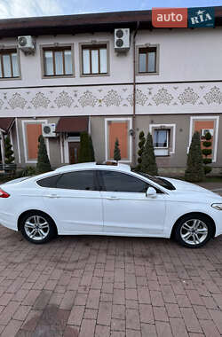 Седан Ford Mondeo 2017 в 
