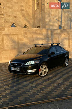 Седан Ford Mondeo 2010 в 