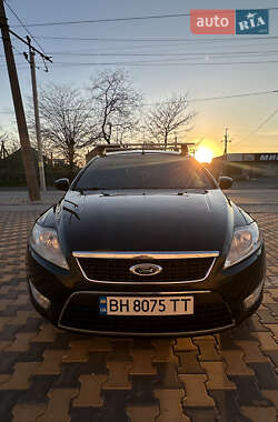 Седан Ford Mondeo 2010 в 
