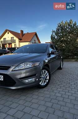 Седан Ford Mondeo 2011 в Львові