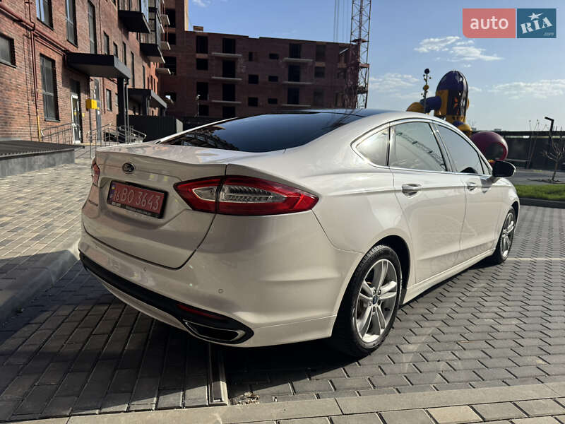 Седан Ford Mondeo 2015 в Миргороде