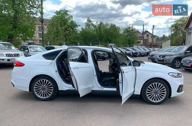 Седан Ford Mondeo 2019 в 