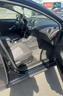 Универсал Ford Mondeo 2011 в 