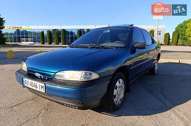 Лифтбек Ford Mondeo 1993 в 