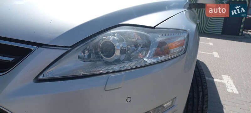 Седан Ford Mondeo 2012 в Ирпене