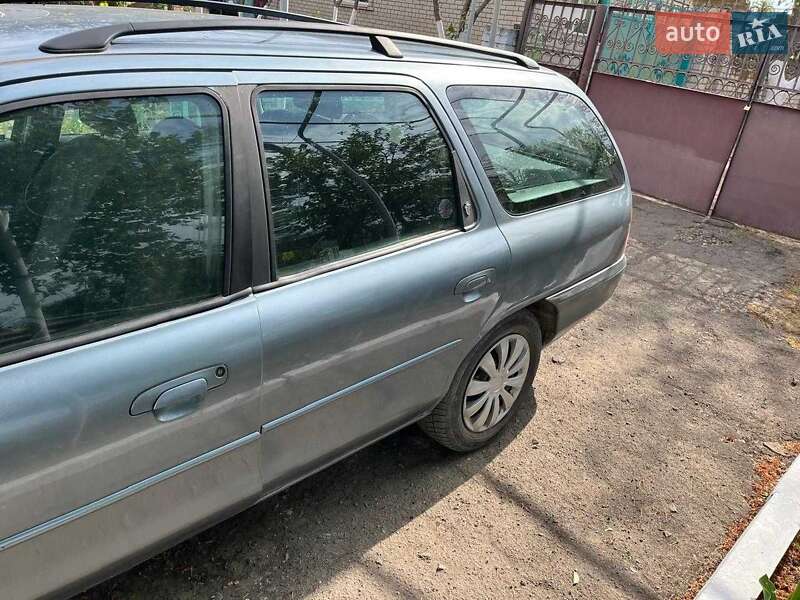 Універсал Ford Mondeo 2000 в Великій Олександрівці