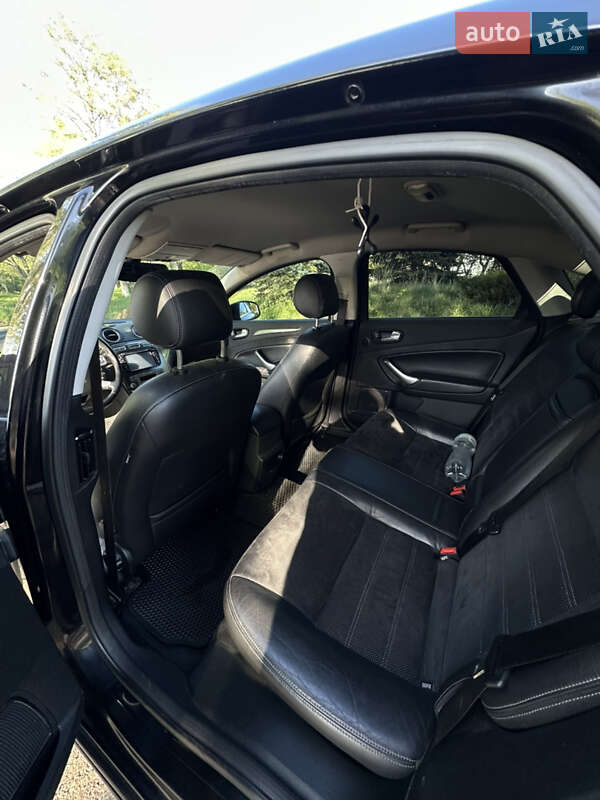 Седан Ford Mondeo 2007 в Рівному