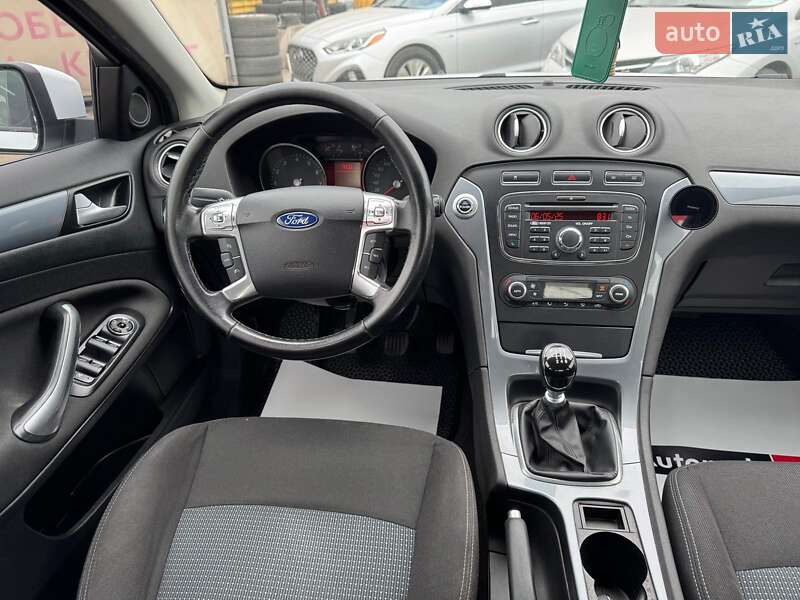 Седан Ford Mondeo 2012 в Запоріжжі
