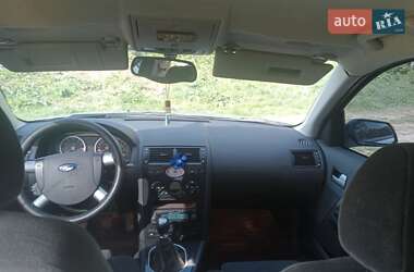 Універсал Ford Mondeo 2002 в 